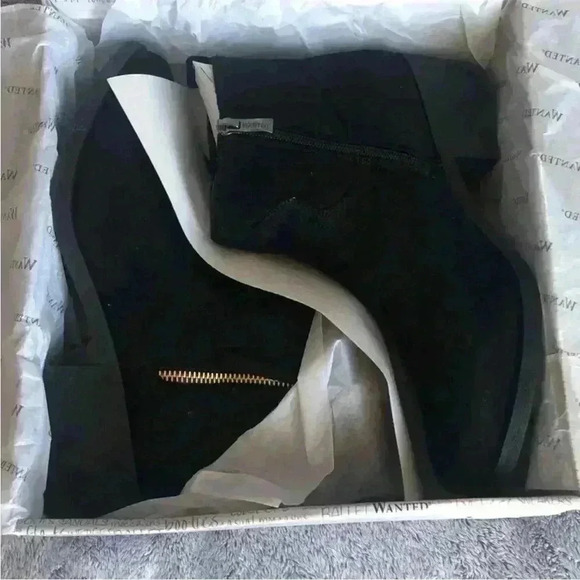 Wanted Footwear Faux Suede Western Bootie in Black Size 10 NWT - Picture 4 of 10